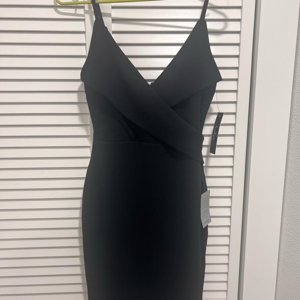 Brand new, tags still attached, adorable little black dress by Lulu’s